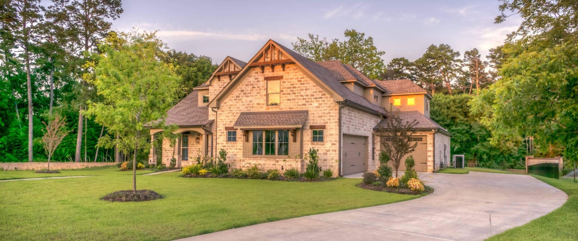 Why You Should Invest In Tree And Land Service When Flipping Houses In Mississippi