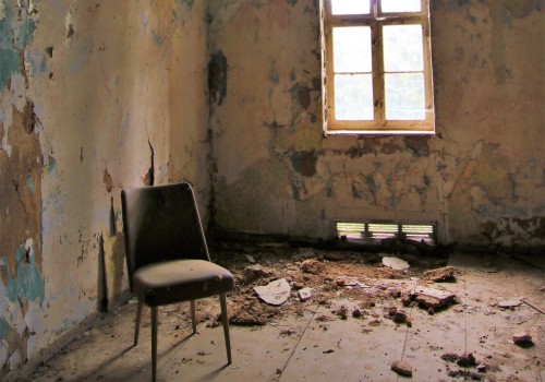 The Hidden Perils Of Flipping Houses In Tampa, FL: Water Damage Services You Need